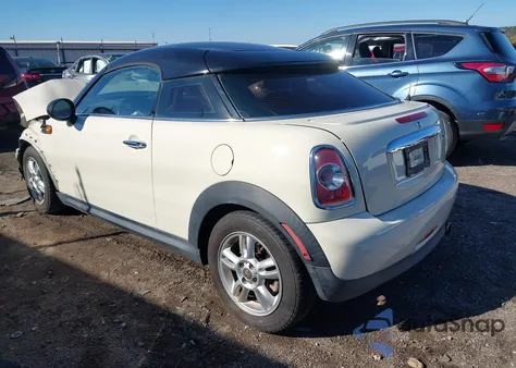 2012 Mini Cooper z USA, uszkodzony, nr VIN WMWSX1C54CT164028
